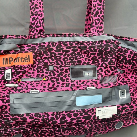 Vintage 80’s Pink Leopard Boombox Tote bag, working speaker, bag only - Picture 7 of 13